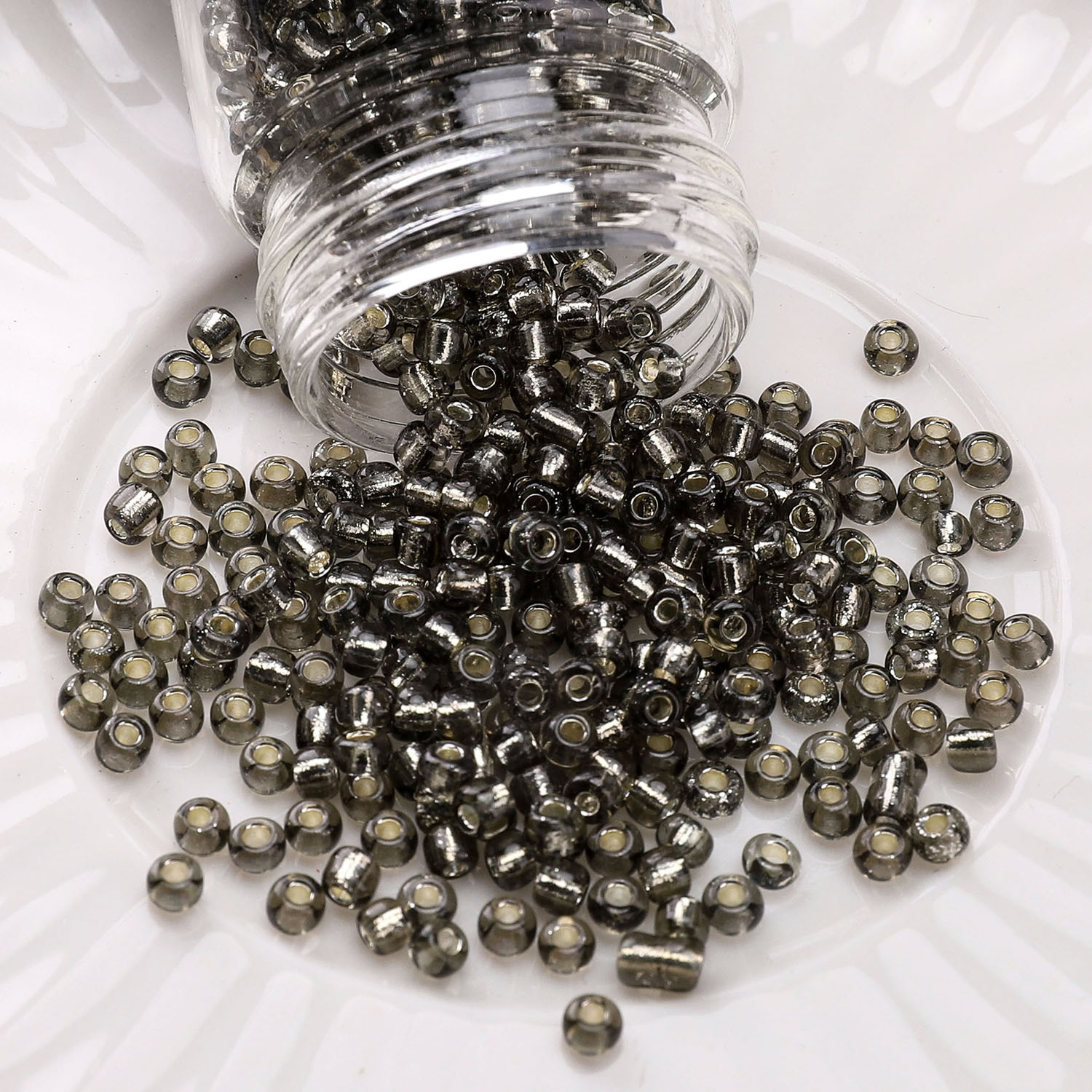 #06 style 3mm gray 10g/pack about 350 pieces