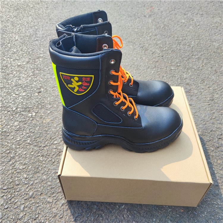消防员抢险救援防护靴森林防火应急鞋防刺户外作训作战靴