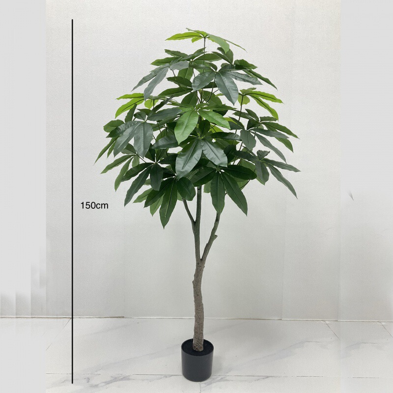 金の木の偽の木の装飾をシミュレーションします。|undefined