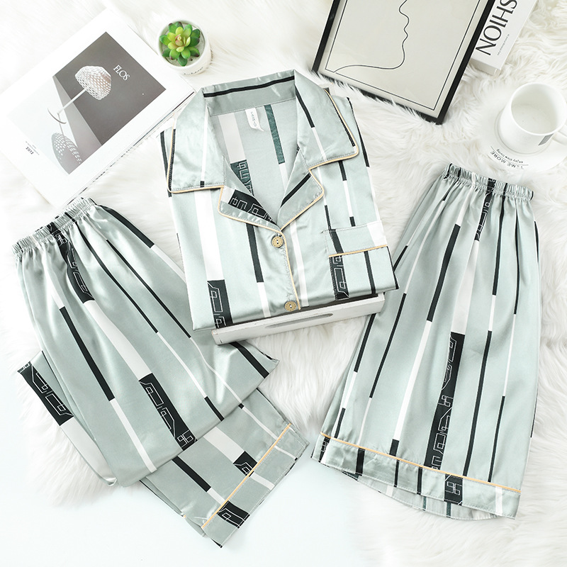 Pijamas de verano de rayas de alto grado pijamas de los hombres de seda de hielo traje de tres piezas de manga corta desgaste exterior Internet celebridad letras real seda