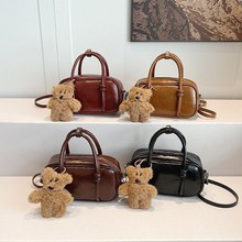 复古小众手提保龄球包包女2025秋季新款小方包简约百搭红色斜挎包