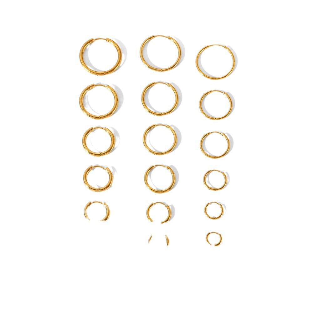 Ventas transfronterizas de moda simple de orejas de acero de titanio 18k de oro no se desvanece orejas joyas de orejas de acero inoxidable para mujeres
