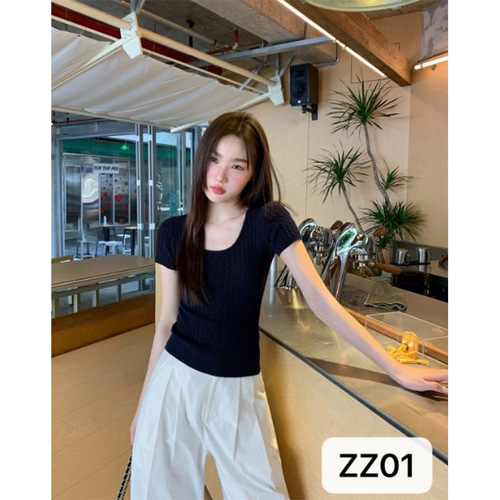 Summer women's clothing knitted breathable short-sleeved temperament fashionable quiet sweet cute expensive temperament simple high-end T-shirt