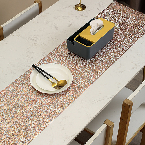 Amazon Cross-border Creative Hollow-out PVC Table Flag Gold Foil Table Flag Western Dining Mat Waterproof Heat-Resistant Insulation Table Pad 