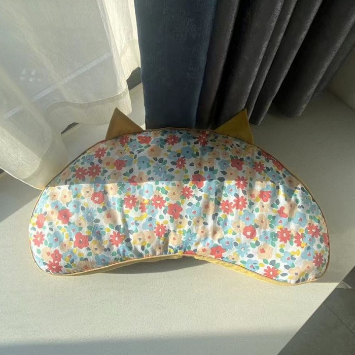 메밀이 가득 들어있는 고양이귀베개 - 꽃말을 조용히 들어보세요