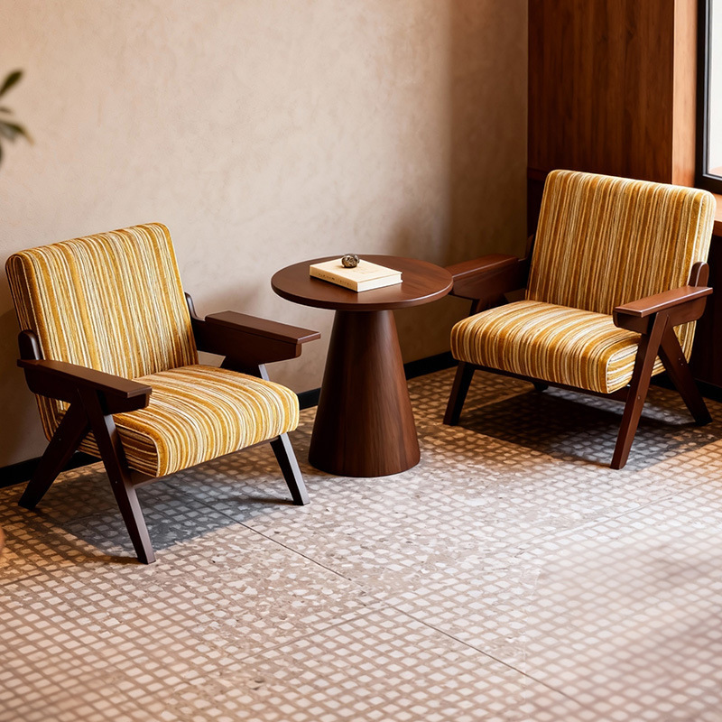 Balcony Leisure Table and Chair Set, One Table and Two Chairs, Three-Piece Set, Small Single Sofa Chair, Lazy Chair, Suitable for Guesthouses and Hotels Balcony Leisure Table and Chair Set, One Table and Two Chairs, Three-Piece Set, Small Single Sofa Chair, Lazy Chair, Suitable for Guesthouses and Hotels