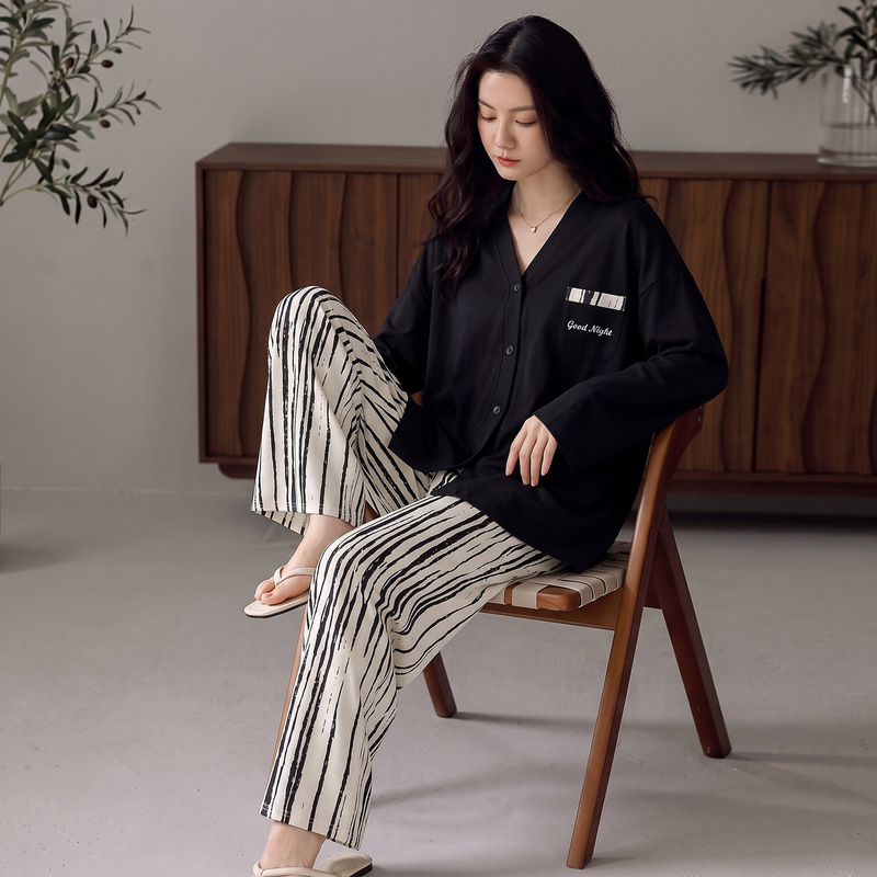 Popular live-streaming product: Women's pure cotton pajamas, 2026 new autumn and winter long-sleeve cardigan V-neck all-cotton home wear set Popular live-streaming product: Women's pure cotton pajamas, 2026 new autumn and winter long-sleeve cardigan V-neck all-cotton home wear set