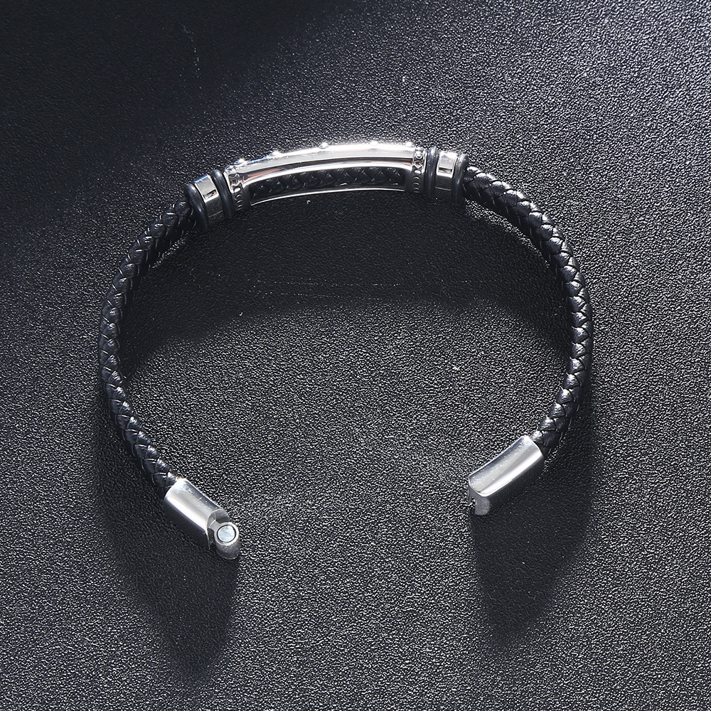 Retro Punk Geometric 316 Stainless Steel  Leather Plating Men's Bracelets Men Cord & Leather Bracelets display picture 7