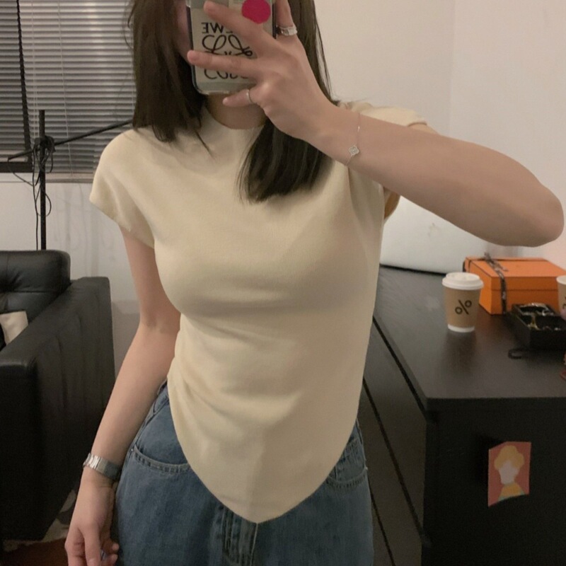 Korean-Style Slim-Fit Summer Knit Short-Sleeve T-Shirt for Women with a Small Stand-Up Collar and Curved Hem