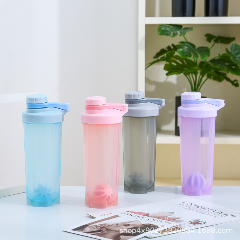 Suministro directo de fábrica 700ml batido taza deportes Flip gimnasio con mango mano taza batido taza al aire libre