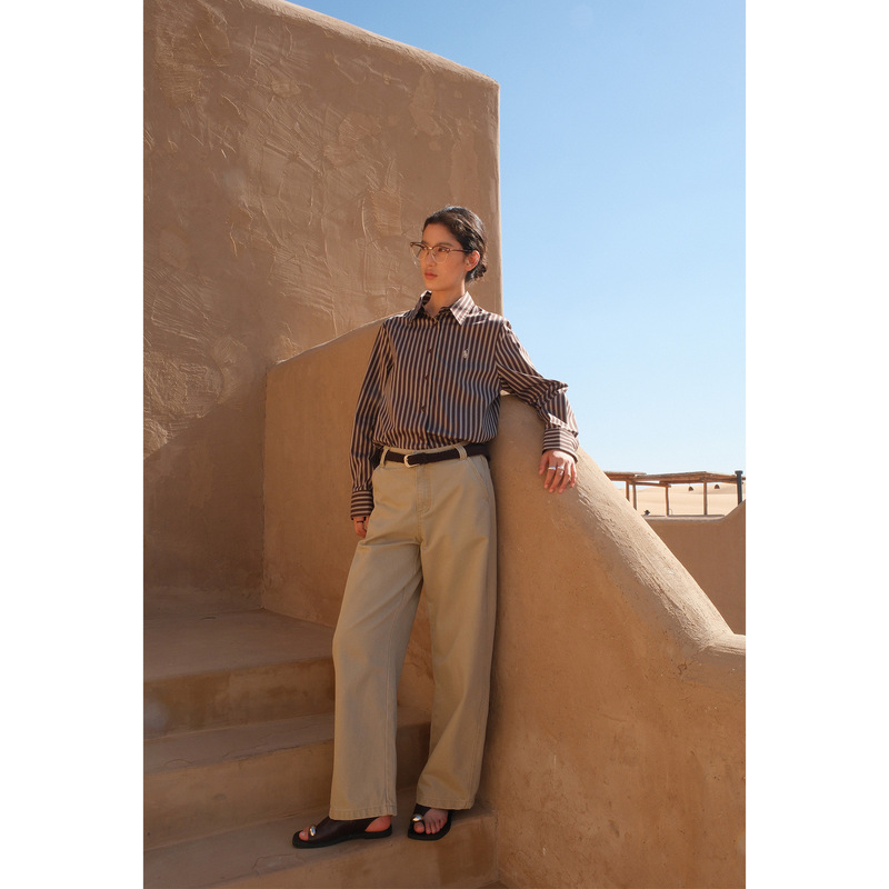 COMOS CMS 2026 Autumn Minimalist High-Waisted Straight-Leg Jeans for Women, Versatile Slim-Fit Commuting Pants 260105 COMOS CMS 2026 Autumn Minimalist High-Waisted Straight-Leg Jeans for Women, Versatile Slim-Fit Commuting Pants 260105