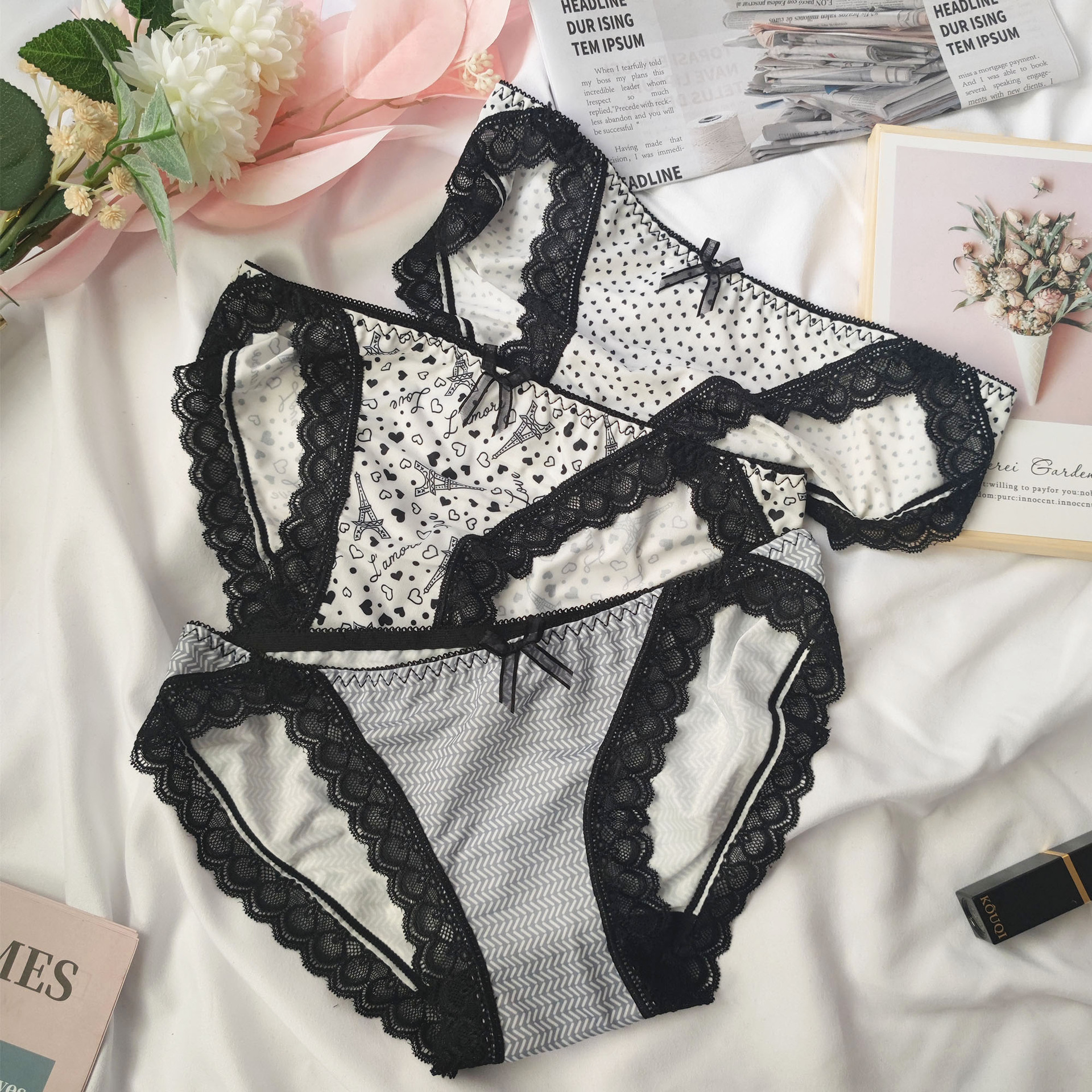 Japanese Printed Leopard-Print Love Underwear Women's Lace-Edge Ice Silk Summer Cool Comfortable Girls' Low-Rise Briefs