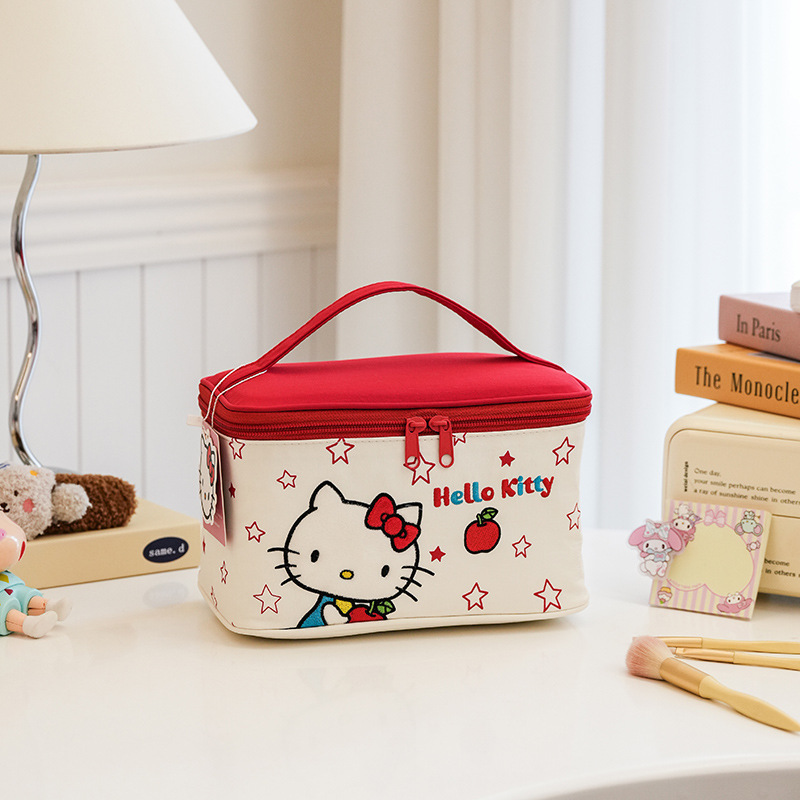 Sanrio estereoscópico de moda HelloKitty bolsas de maquillaje bordadas de gran capacidad de alta belleza viajes bolsas de baño portátiles