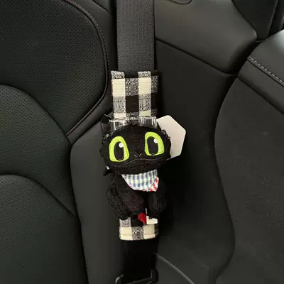 Sürətlər qutusu və əl tormozu başlıqları — Accessories Anti-Stranglehold Car Accessories - shoulder-pads-25-black-and-white-checkered-genuine-squatting-night-fury-large-swimming-goggles-blue-checkered-red-bib
