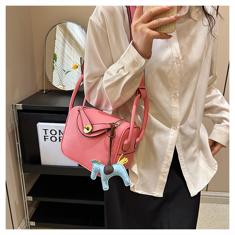 Sac pour femmes en PU de qualité haut de gamme sac Lindy mini petit sac à bandoulière mode Lindy sac pour femme sac de médecin sacs_voghion.com