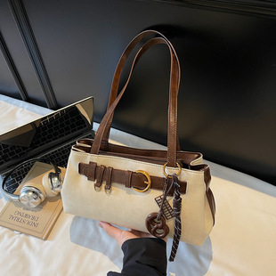 �羳�r���|�Еr�����e�¿�ͨ�چμ���͹ż�ɫ�ﶬ����ŮʿҸ�°�