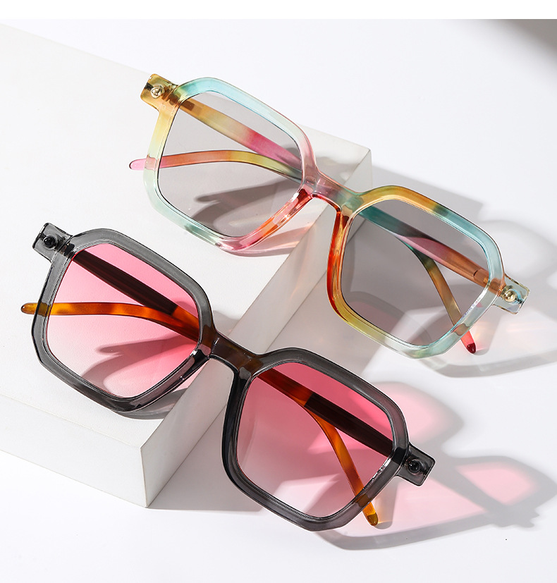 80g Weight Full Frame Glasses Structure Sunglasses Classification Ac Lens Material Square Glasses Style Daily Occasion Color Block Pattern Women'S Gender Patchwork Design Fashion Style Black Color Fashion Color Block Ac Square Patchwork Full Frame Optical Glasses 无