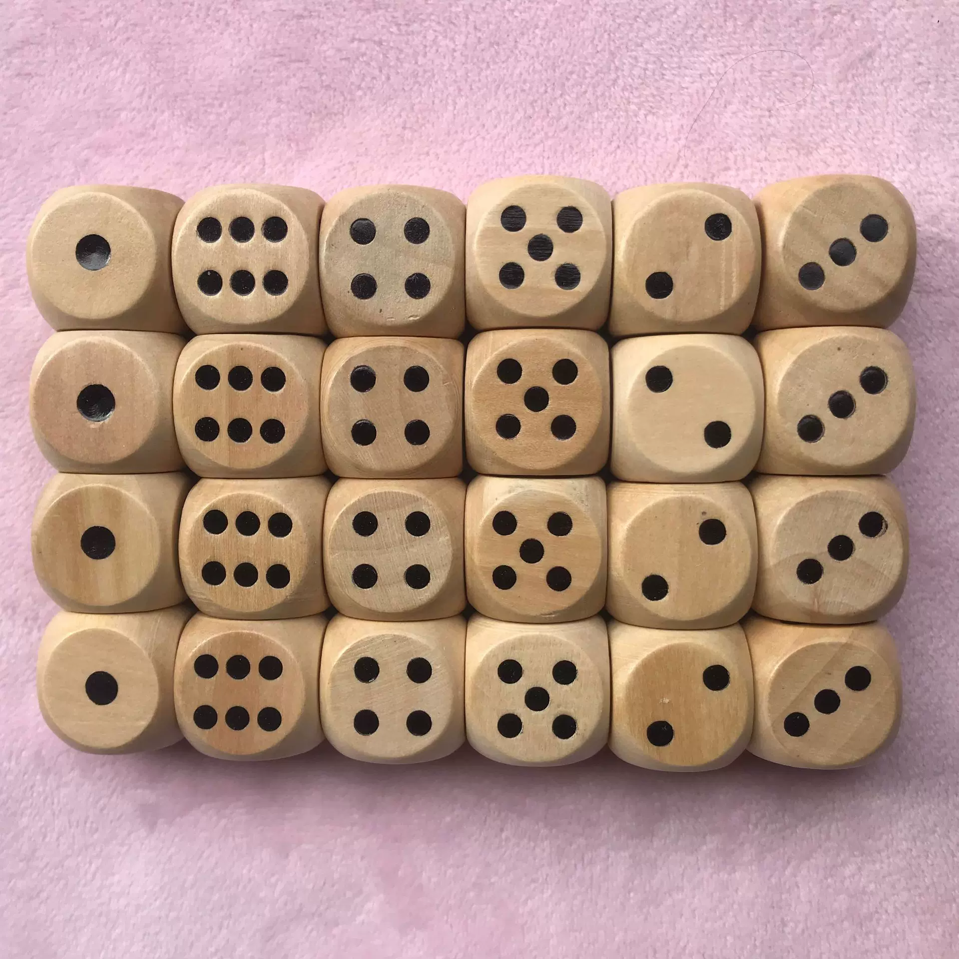 厂家16mm木质彩色骰子点数圆角骰子酒令色子麻将骰子木质骰子