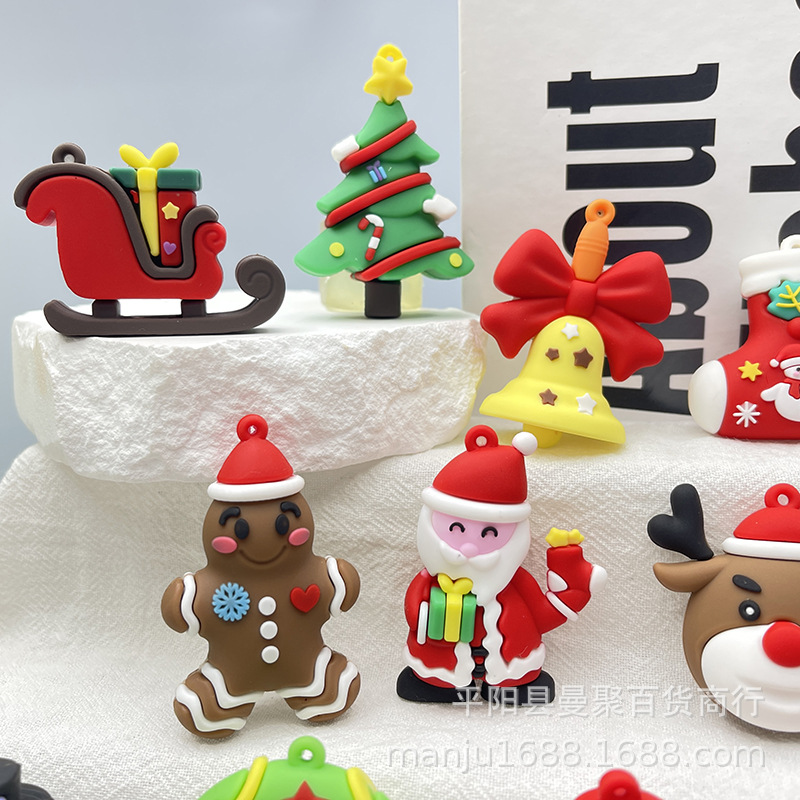 Nuevo llavero de Navidad colgante de goma suave de dibujos animados de Navidad muñeco de nieve ancianos llavero colgante de Navidad pequeño regalo