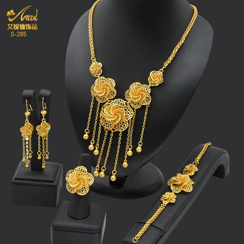 Ювелирные изделия, ожерелье и серьги, браслет, кольцо, аксессуар, 2023 год, 24 карата, цветочный дизайн