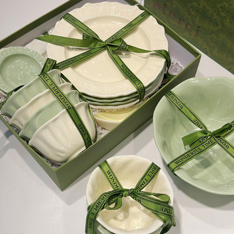Cream style ceramic bowl household solid color Petal bowl dish tableware suit full set of self-selected matching gift box wholesale