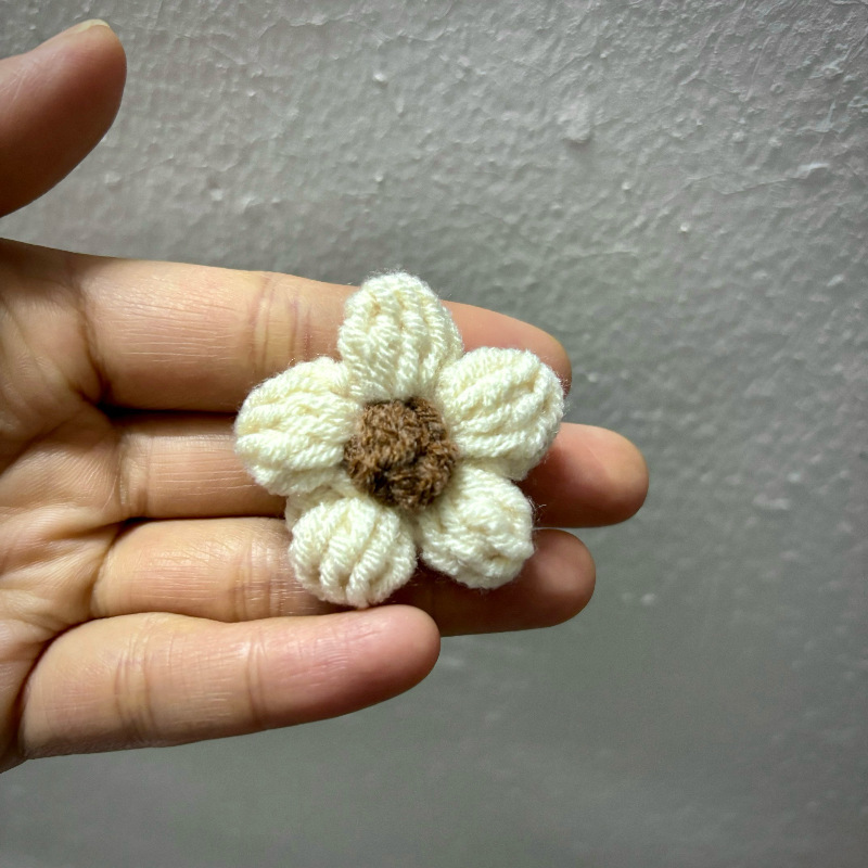现货手工钩织泡芙花毛线花朵服装辅料饰品胸花包包仿真花花束配件|undefined