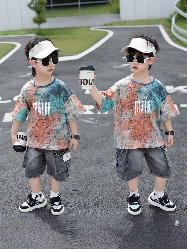 8098 traje de manga corta para niño vestido de verano de dos piezas para niño guapo 2025 nuevos pantalones cortos para niños ropa de verano marea