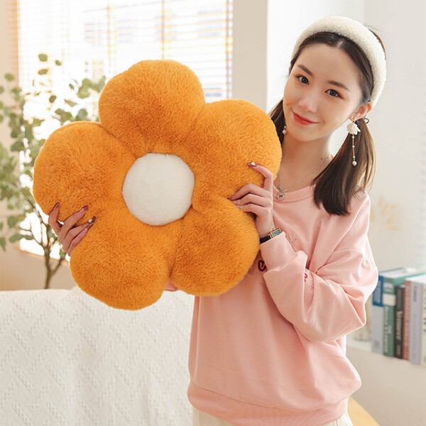 Pillow solar-powered