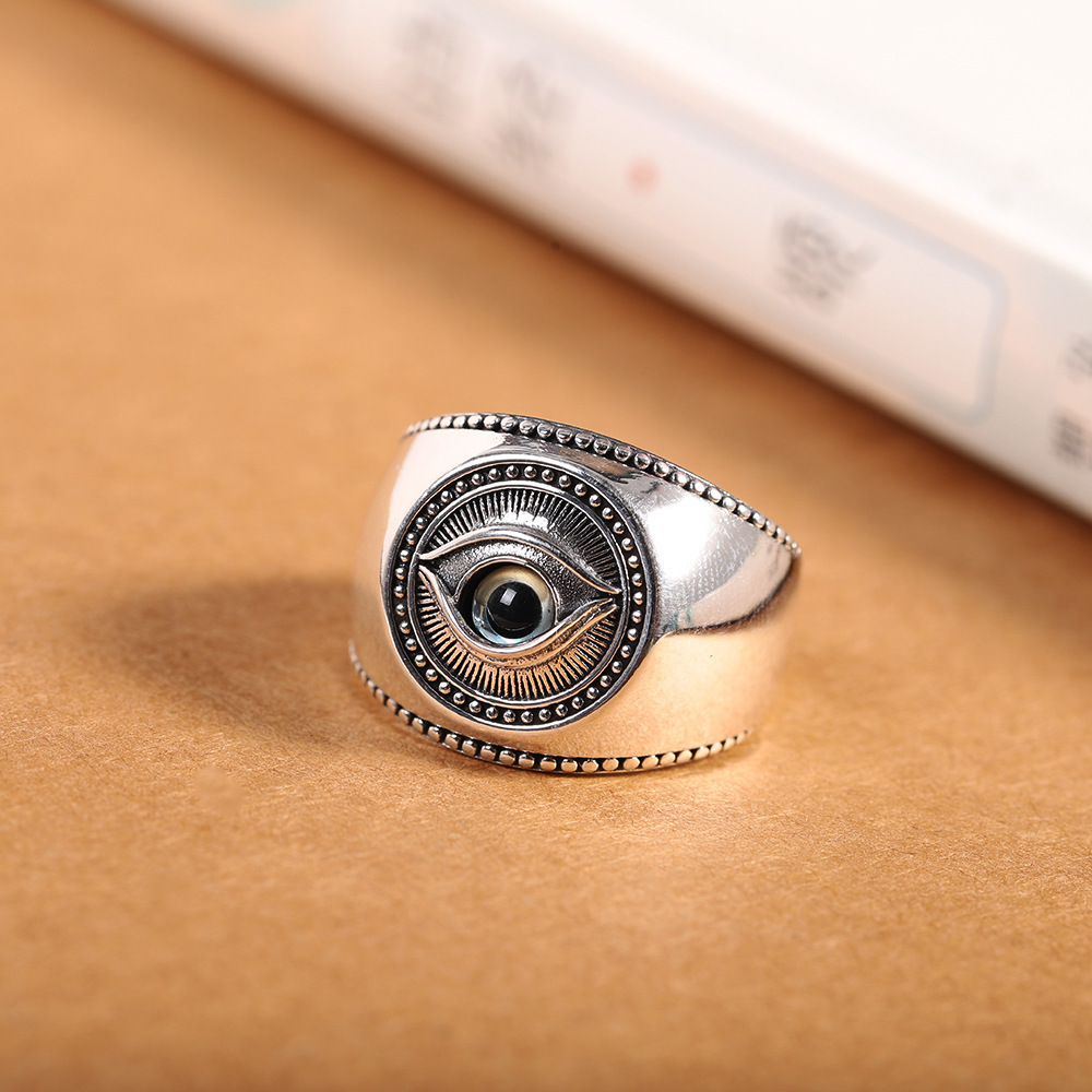 Schlichter Und Eleganter Herrenring Aus Titanstahl Für Alltag_voghion.com