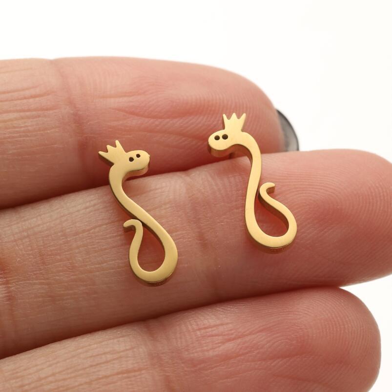 1 Pair Retro Lady Crown Snake Plating Stainless Steel Earrings display picture 4