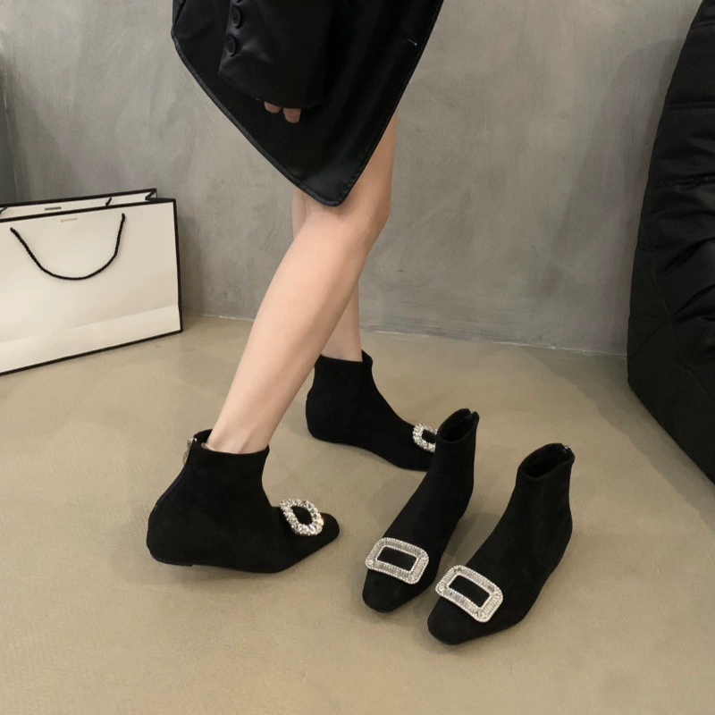 Женские короткие сапоги в стиле Chanel с черными стразами и скрытым каблуком, осенне-зимние эластичные сапоги 2025 года, моделирующие фигуру.