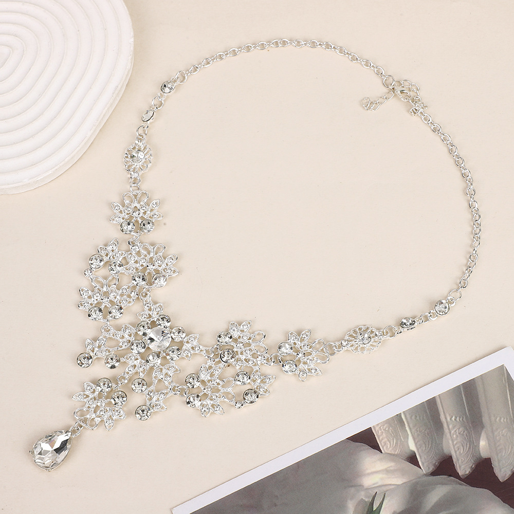 Set gioielli sposa collana orecchini pendenti accessori_voghion.com