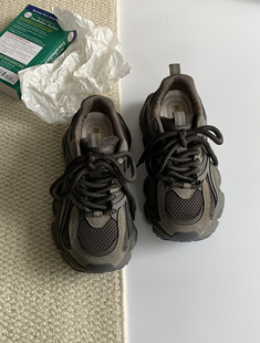 ��ľ�B2024�ﶬ�ٴ��¿�͹Ż�ɫ�ϵ�Ь����������eЬ͸��W���\