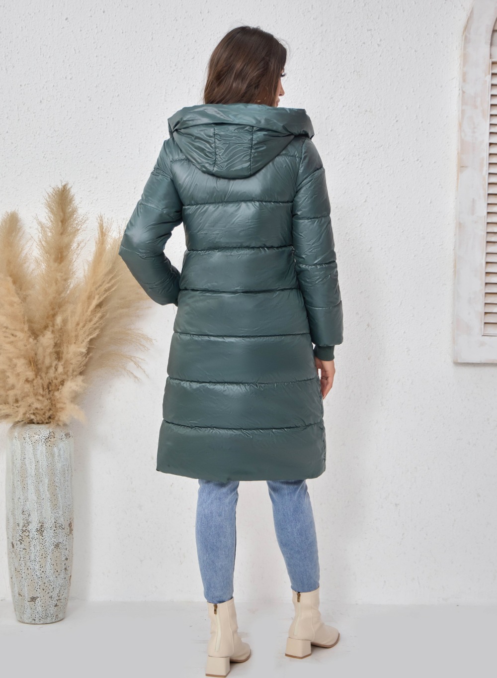 Langer Damen-Wintermantel mit Kapuze, dick gesteppt, modische und elegante Outdoor-Jacke, auch in großen Größen erhältlich_voghion.com