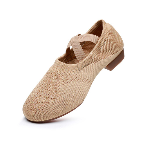 Knitting girl adult teacher with a pair of dance shoes aerobics cheerleading dancing professional practice shoes yoga ballet shoes
