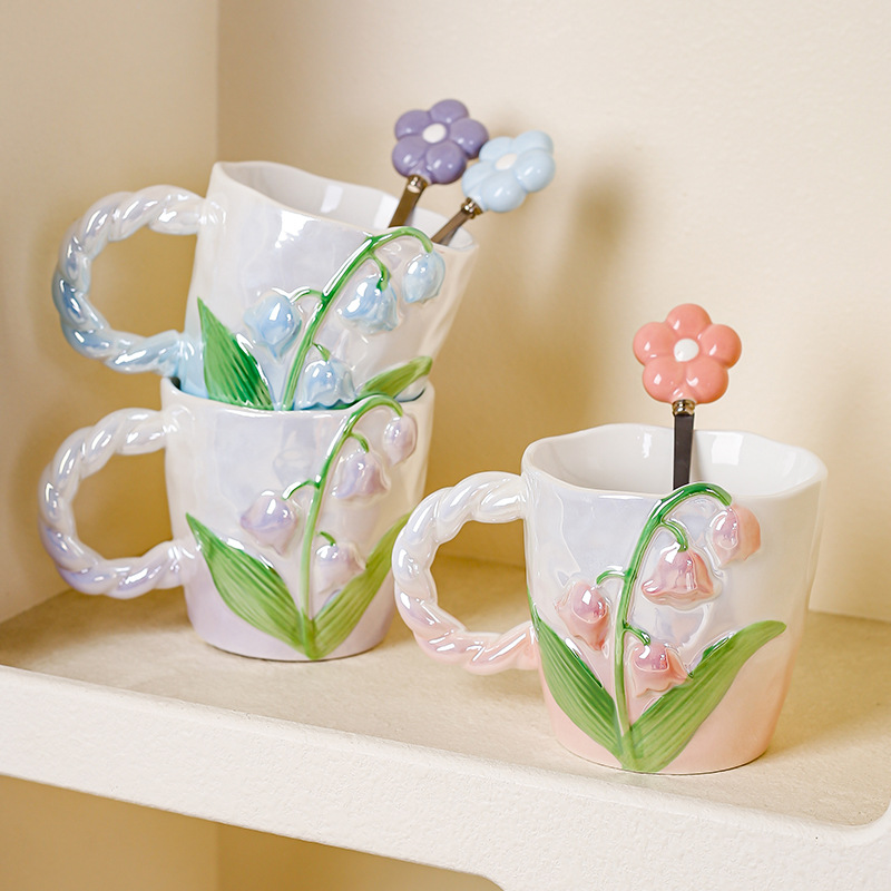 [Lirio del Valle] pintado a mano bajo vidriado Taza de cerámica chica Oficina taza de agua del hogar chica taza de café