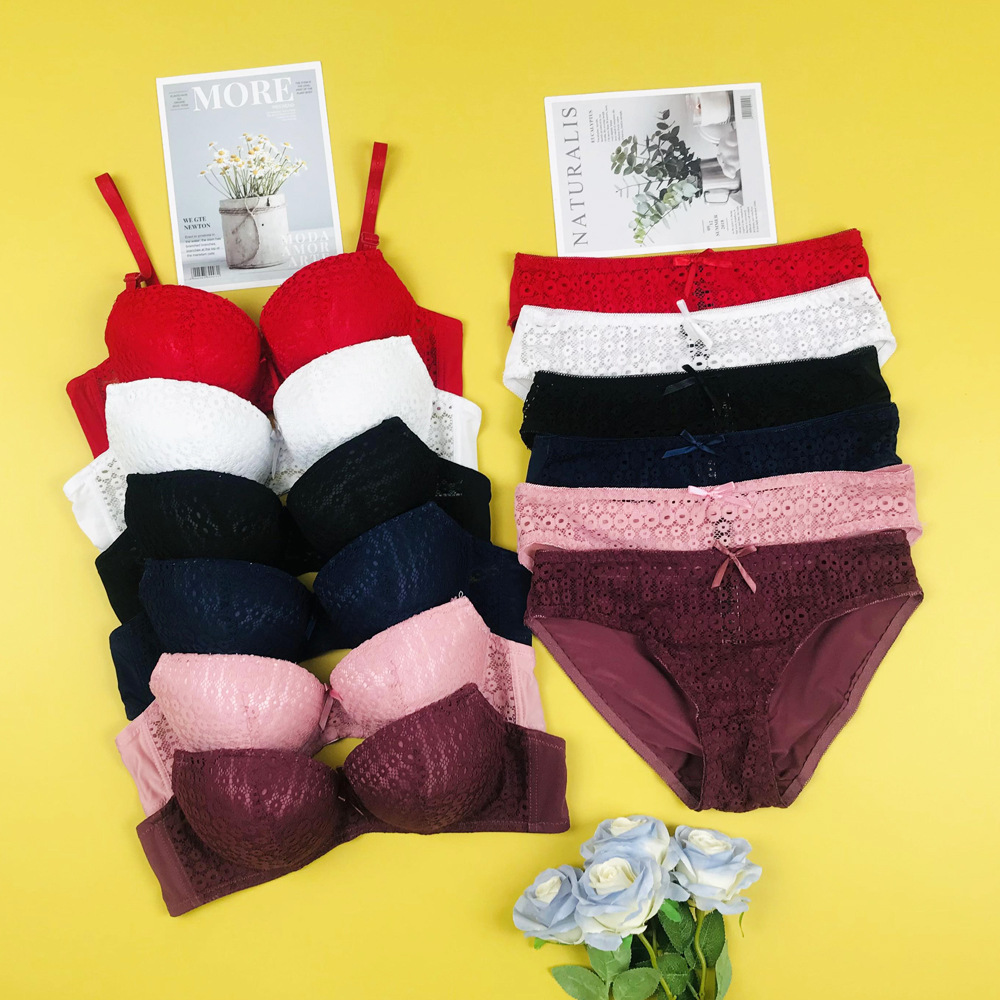 Women's large size bra wih seel rings gahered o preven sagging, high aesheic value lace cup face sexy lingerie_voghion.com