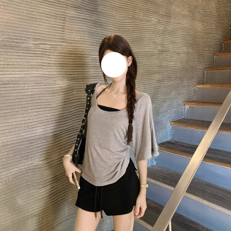 Casual Style U-Neck Halter Neck Tank Top for Women, Summer Loose Thin Versatile Slimming T-Shirt Two-Piece Set Trendy Top Casual Style U-Neck Halter Neck Tank Top for Women, Summer Loose Thin Versatile Slimming T-Shirt Two-Piece Set Trendy Top
