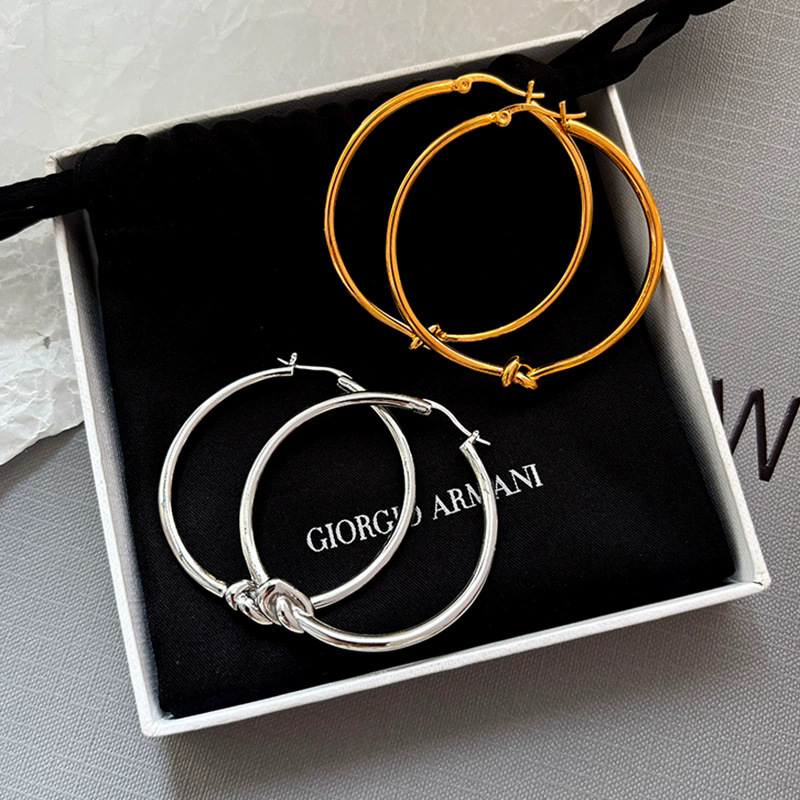 European American French-style Knotted Metal Silver Large Plain Circle For Women, Light Luxury, High-end, Unique And_voghion.com