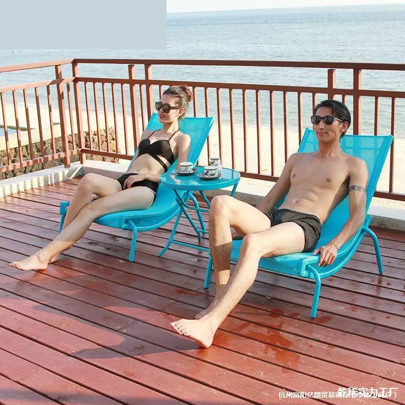 Бассейн, пляж, уличная защита от солнца, пляжное кресло, кровать, красная вилла, открытый бассейн, водонепроницаемое сетчатое кресло для отдыха, двор, комната у бассейна