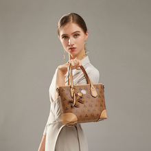 包包女2021新款潮轻奢手提包简约洋气撞色包时尚斜挎单肩包印花包