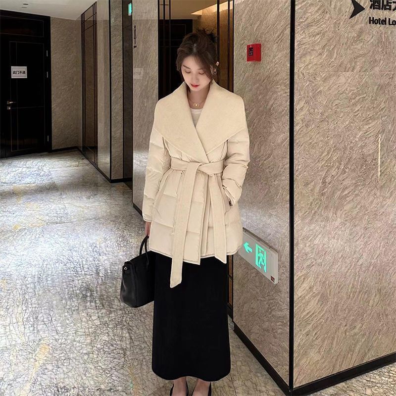 秋冬时尚夹棉加厚大翻领棉服外套棉衣2024冬季新款棉袄女冬装