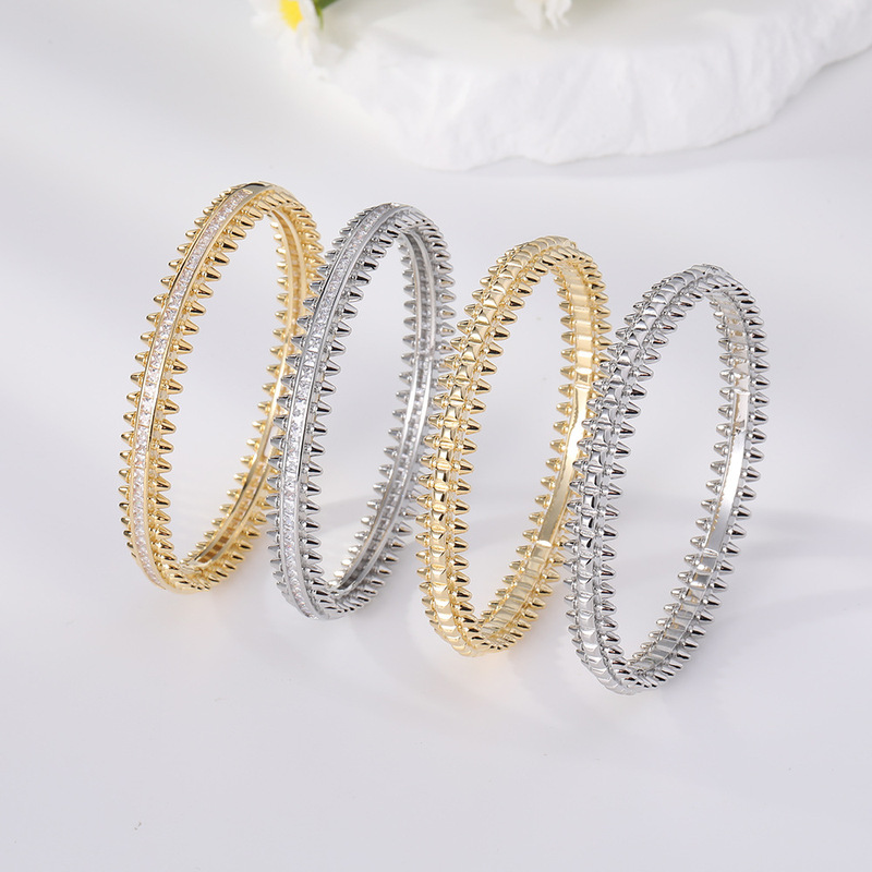 Cross-border European and American Bullet Bracelet New Diamond Serrated Retro Bracelet Live Jewelry Buckle Gear Bracelet for Women Cross-border European and American Bullet Bracelet New Diamond Serrated Retro Bracelet Live Jewelry Buckle Gear Bracelet for Women