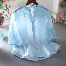 文艺复古V领棉麻薄款刺绣花宽松休闲法式镂空重工衬衫上衣夏代理