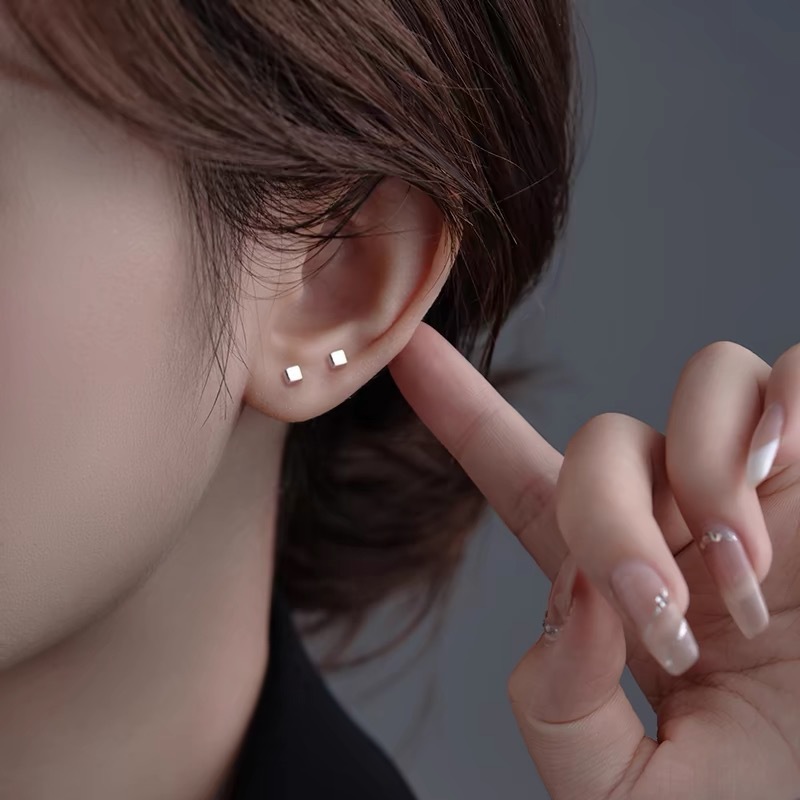 卸売スクエアイヤリング 925 シルバーインスタイルデイリー多用途耳ピアス女性ニッチデザインシンプルでコンパクトな耳骨ネイル|undefined