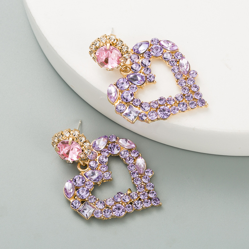 Fashion Heart-shape Full Diamond Earrings Wholesale display picture 3