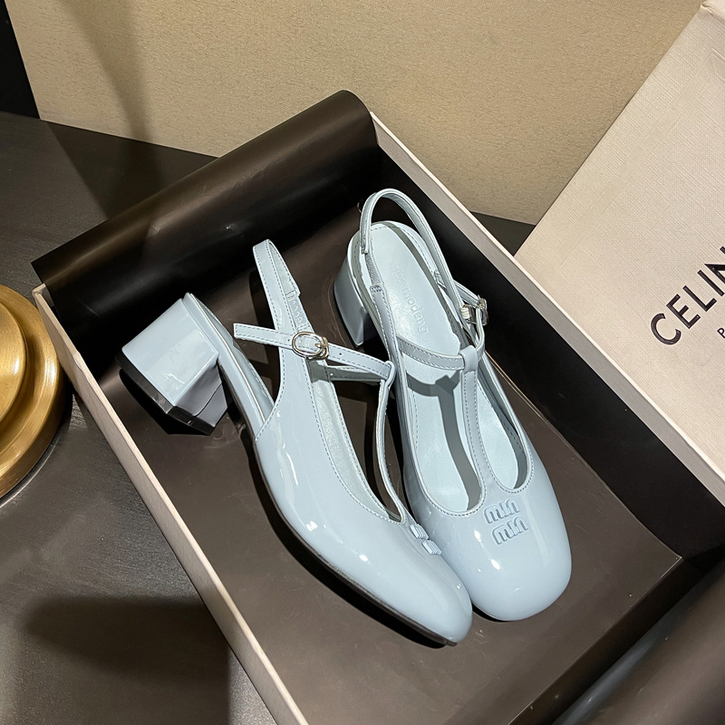 Thick-Heeled Sandals for Women 2026 Summer New Patent Leather Buckle Closed-Toe Mary Jane Shoes Shallow High-Heeled Single Shoes for Women