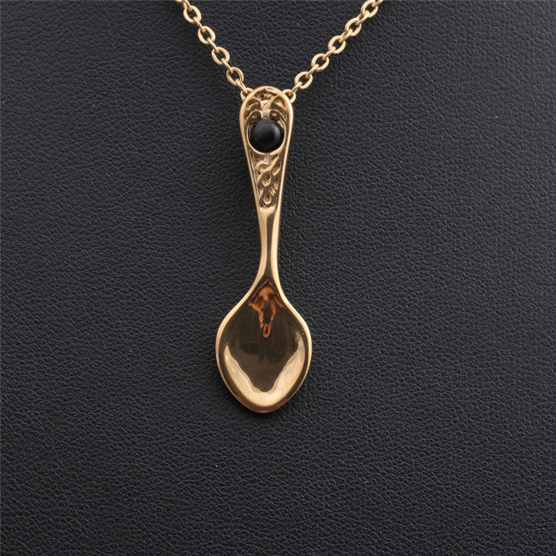 Cross-border  Ornament European And American Fashion Minimalist Titanium Steel Spoon Pendant Necklace Female European And American Necklace display picture 5