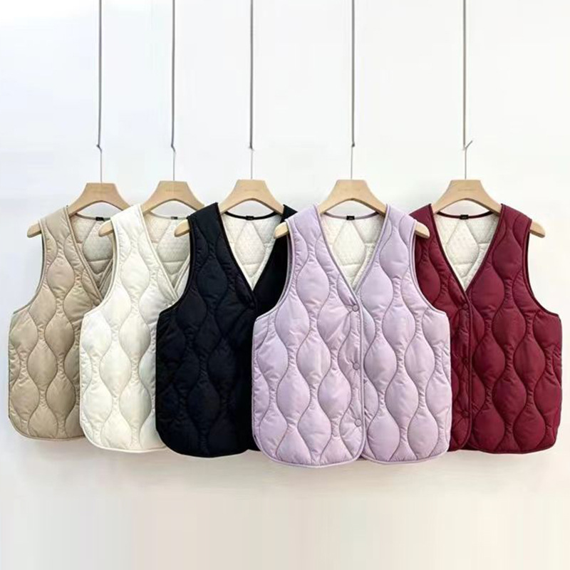 New autumn and winter lightweight down cotton vest for women, short style, warm, double-sided, sleeveless cotton vest for layering New autumn and winter lightweight down cotton vest for women, short style, warm, double-sided, sleeveless cotton vest for layering