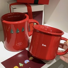 クリスマスの赤い幸運の陶磁器のマグカップの親友のカップルのプレゼントの朝食のコーヒーの牛乳の杯のins風の陶磁器の杯